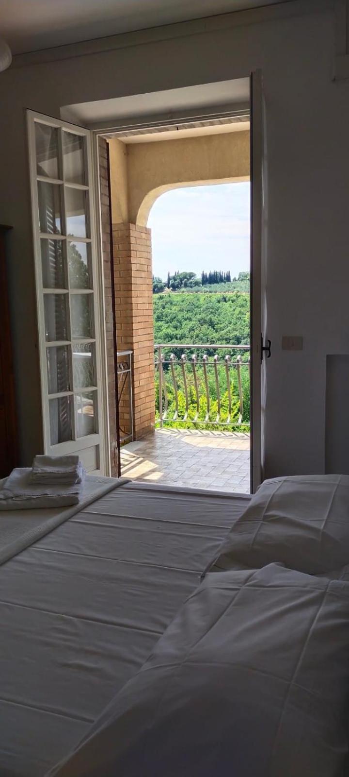 Villa Santa Margherita - La Suvera Ponte A Bozzone Buitenkant foto